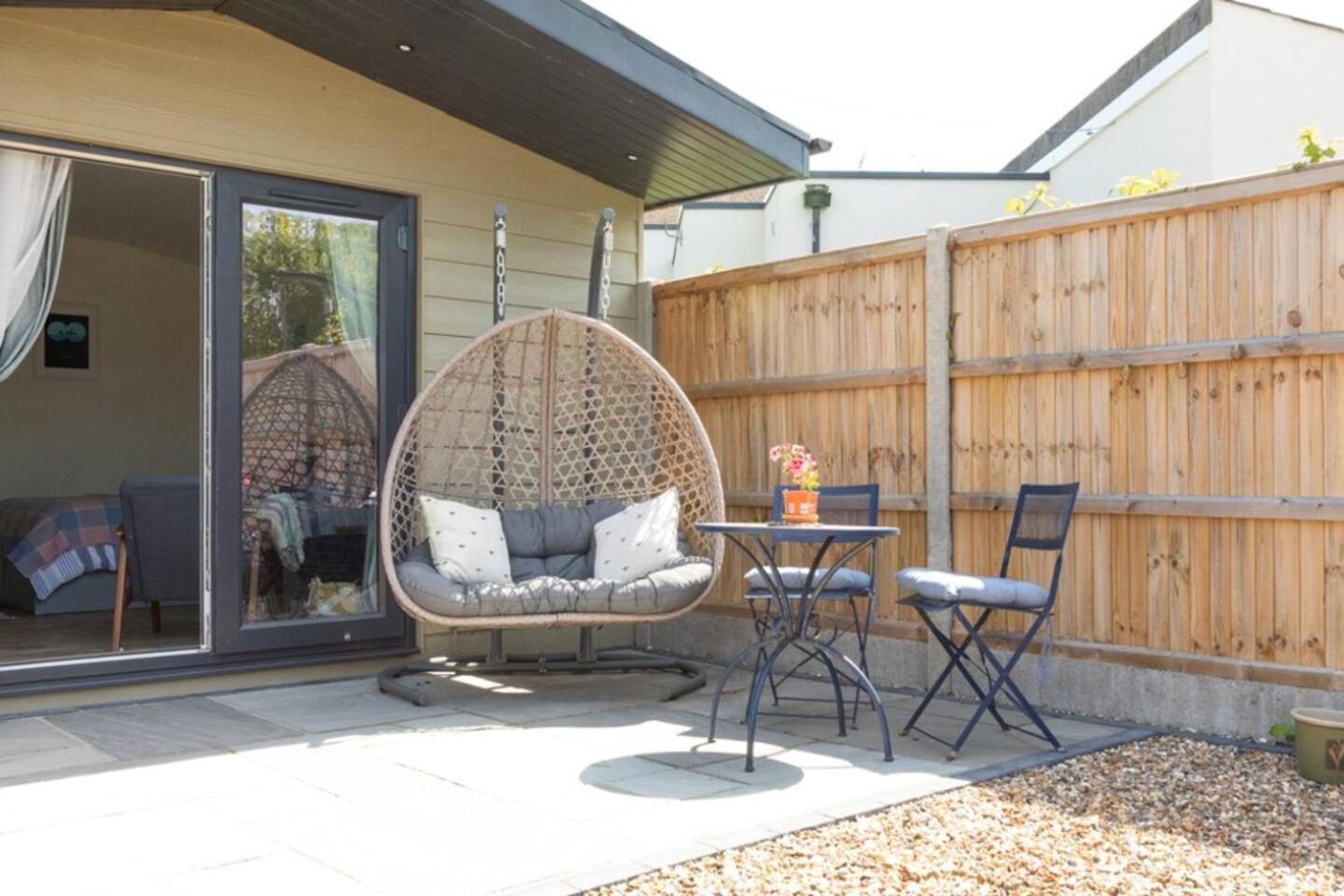 Pear Tree Cabin Whitstable Exterior photo